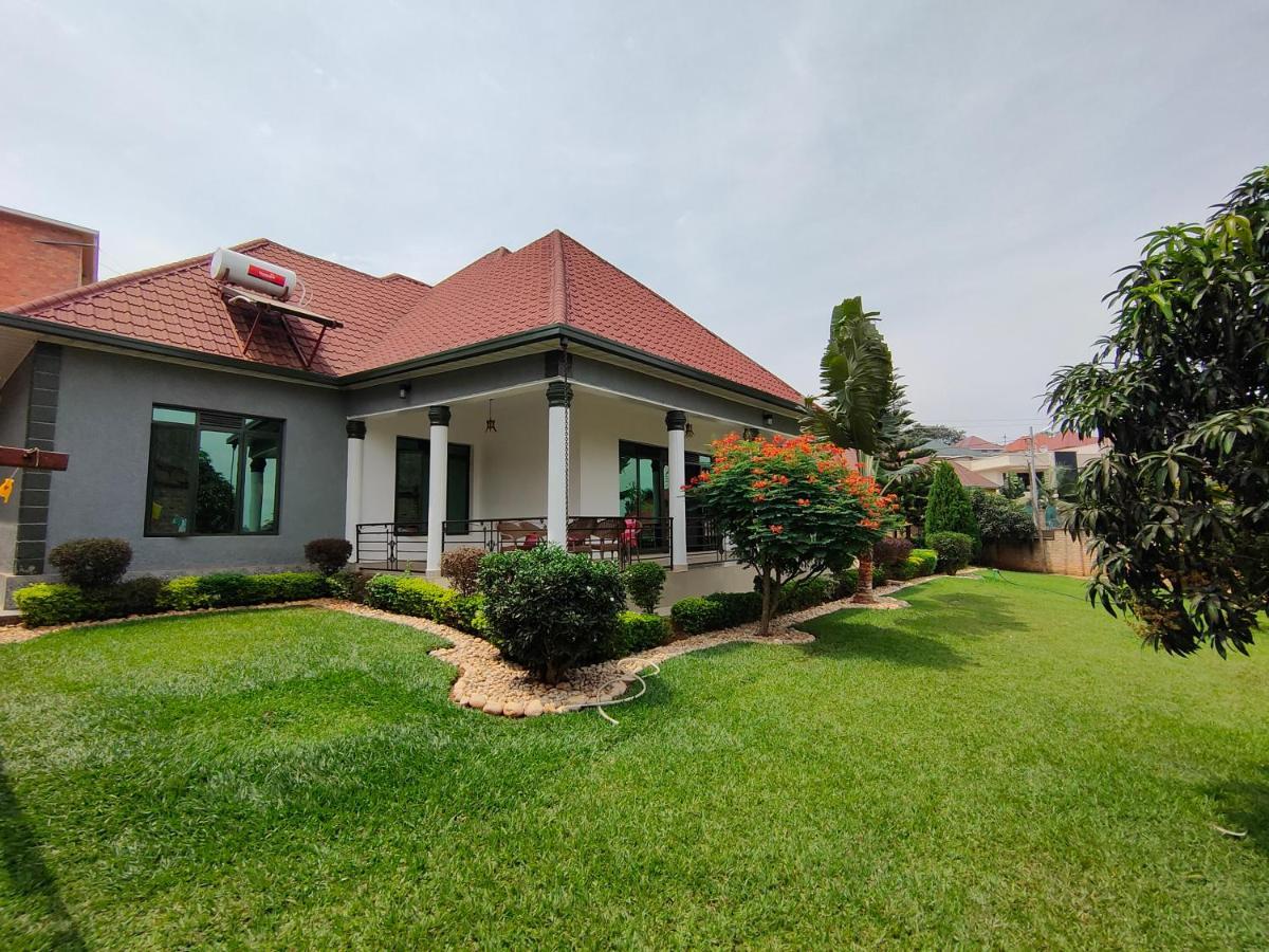 Villa Kikiriki Kigali Exteriör bild
