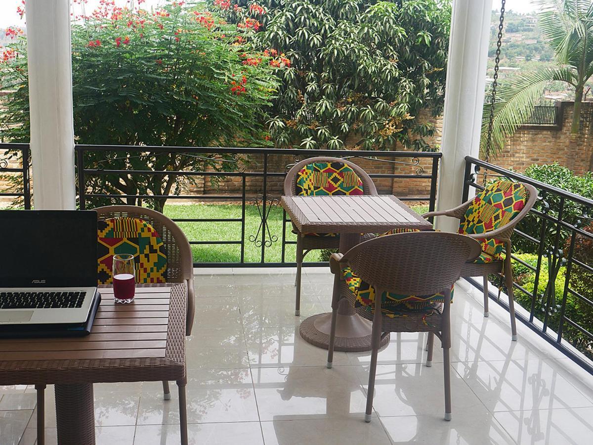 Villa Kikiriki Kigali Exteriör bild