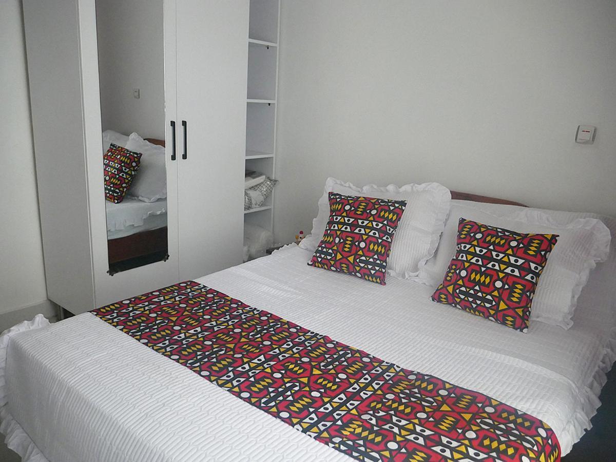 Villa Kikiriki Kigali Exteriör bild